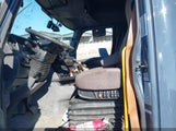 International Lt 3HSDZAPR1RN582705 снимка