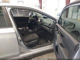 Subaru Impreza Base 5-Door 4S3GTAA65P1704228 снимка