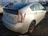 Toyota Prius Two JTDKN3DU3D5581253 снимка
