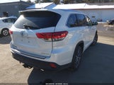 Toyota Highlander Xle 5TDJZRFH9HS368276 снимка