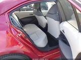 Toyota Corolla Le JTDEPMAE3NJ219037 снимка