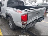 Toyota Tacoma Trd Off Road 3TMCZ5AN0JM183957 photo