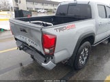 Toyota Tacoma Trd Off Road 3TMCZ5AN0JM183957 photo