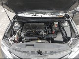Toyota Camry Le 4T1B11HK5JU077390 photo