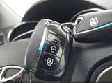 Hyundai Santa Fe Se KM8SN4HF0JU267607 photo