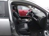 Jeep Compass Latitude 1C4NJDEB3GD616556 fotografie