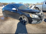 Volvo S60 T6 R-Design Platinum YV149MTSXH2432231 fotografie