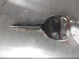 Chevrolet Silverado  Ls 1GCFC29T8XZ116904 снимка