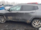 Jeep Compass Latitude Lux 4X4 3C4NJDFB5NT224135 снимка