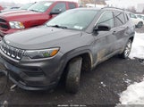 Jeep Compass Latitude Lux 4X4 3C4NJDFB5NT224135 снимка