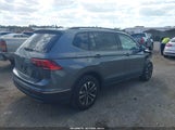 Volkswagen Tiguan 2.0T S 3VVRB7AX2RM057771 fotografie