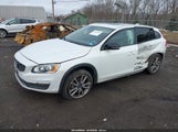 Volvo V60 Cross Country T5 YV440MWK5J2057699 fotografie