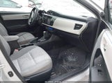 Toyota Corolla Le 5YFBURHE5EP104014 fotografie