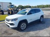 Jeep Compass Latitude 4X4 3C4NJDBN1ST603662 снимка