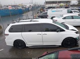 Toyota Sienna Se 8 Passenger 5TDXZ3DC8KS001469 fotografie