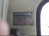 Isuzu W4S042 Npr Hd Dsl Reg JALC4B14047011722 photo