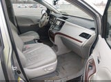 Toyota Sienna Xle V6 8 Passenger 5TDYK3DC8DS310192 снимка