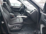 Audi Q5 2.0T Premium WA1LFAFP4EA077617 снимка