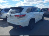 Toyota Highlander Hybrid Limited Platinum V6 5TDDCRFH9FS010641 снимка