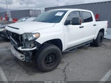 Toyota Tundra Sr5 5.7L V8 5TFEY5F13FX180084 fotografie