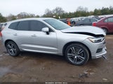 Volvo Xc60 T6 Momentum LYVA22RKXJB110315 fotografie