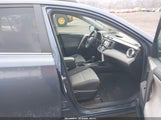 Toyota Rav4 Xle 2T3RFREV1EW165492 снимка
