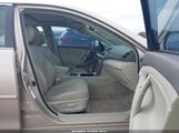 Toyota Camry Hybrid JTNBB46K173013735 снимка
