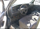 Chevrolet Silverado  Chassis 1GBJC34U93E230223 снимка
