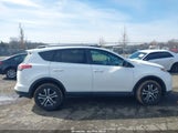 Toyota Rav4 Le 2T3BFREV0JW808801 снимка