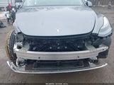 Tesla Model Y Long Range Dual Motor All-Wheel Drive 7SAYGDEE1RF199748 fotografie