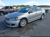 Volkswagen Passat 2.5L S 1VWAP7A37CC081080 снимка