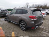 Subaru Forester Touring JF2SKARC8NH463374 снимка