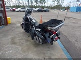Harley-Davidson Flhtk 1HD1KEM17AB609248 снимка