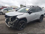 Toyota Rav4 Hybrid Xse 2T3EWRFV0KW045689 fotografie