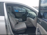 Hyundai Tucson Se KM8J23A43GU041089 снимка