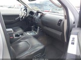 Nissan Pathfinder Silver 5N1AR1NN2CC600165 fotografie