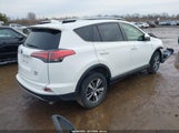 Toyota Rav4 Xle JTMRFREV6JJ255522 снимка
