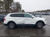 Volkswagen Tiguan 2.0T Se/2.0T Se R-Line Black/2.0T Sel 3VV2B7AXXLM041648 снимка