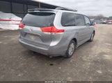 Toyota Sienna Xle V6 8 Passenger 5TDYK3DC8DS337750 снимка