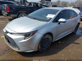 Toyota Corolla Le JTDEPMAE9N3012642 снимка