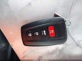 Toyota Corolla Xle JTDFPMAE0NJ215810 снимка