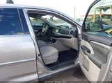 Toyota Highlander Le V6 5TDZKRFH3GS173604 снимка