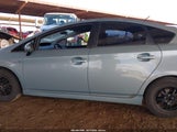 Toyota Prius Three JTDKN3DU7D5598234 снимка