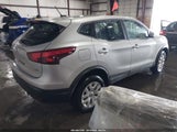 Nissan Rogue Sport S JN1BJ1CR7JW259883 снимка