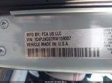 Jeep Wrangler 2-Door Recon 4X4 1C4PJXCG7RW159007 fotografie