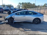 Toyota Prius Le JTDACAAU4S3057547 снимка