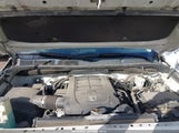 Toyota Tundra  5.7L V8 5TFAY5F1XGX522842 fotografie