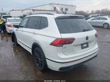 Volkswagen Tiguan 2.0T Se R-Line Black 3VVCB7AX7NM081600 снимка