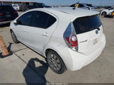 Toyota Prius C Two JTDKDTB35E1561740 снимка