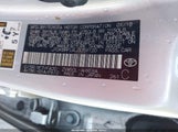 Toyota Prius Two JTDKBRFU4J3059120 снимка